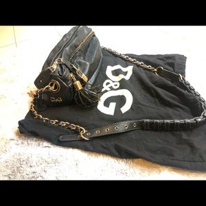 D&G  Lily glam cylinder cross body bag